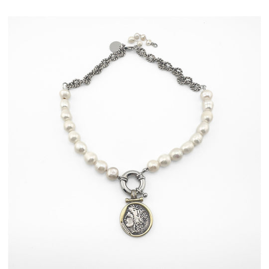 Pearl Necklace With Interchangeable Pendant Choice