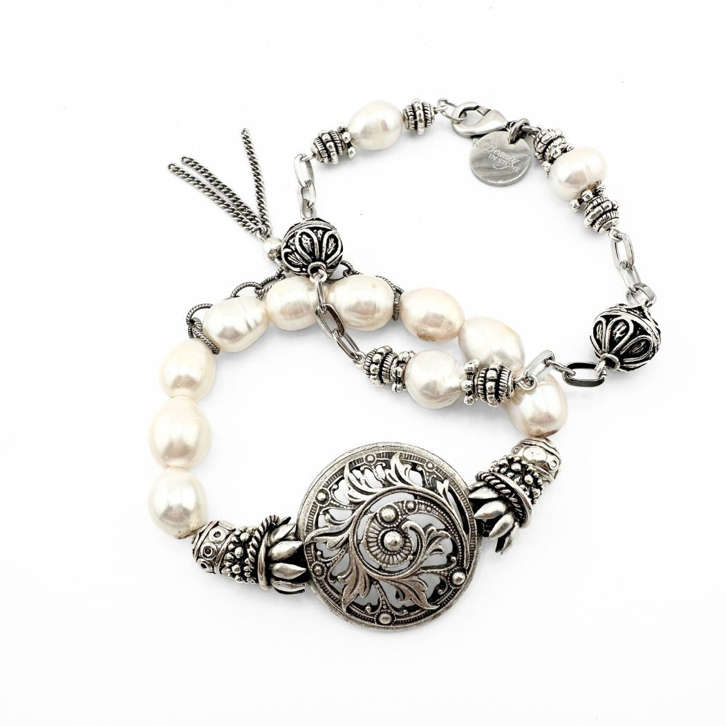 Medallion Pearl Stretch Bracelet