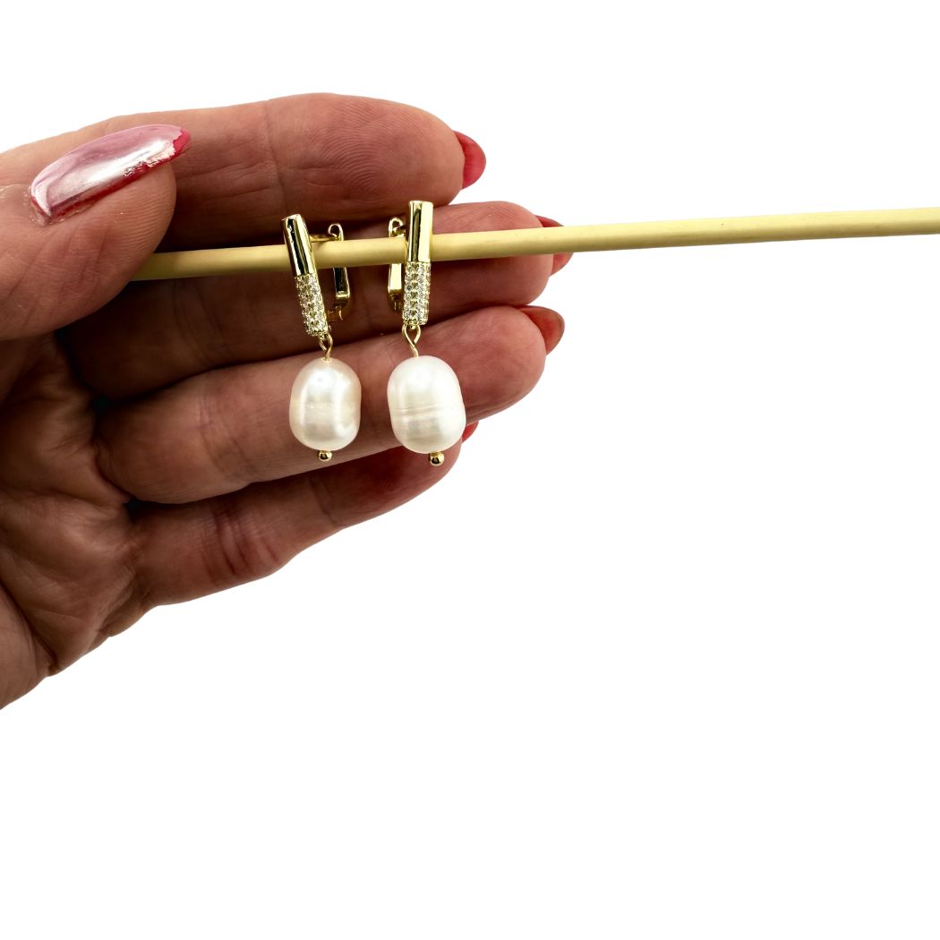 Pearl Earrings With Cubic Zirconia Leverback Posts