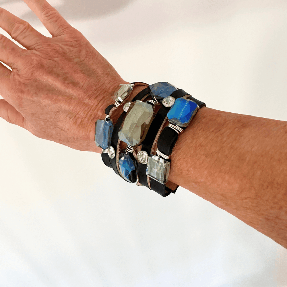 Leather Cuff Black With Crystal Bling