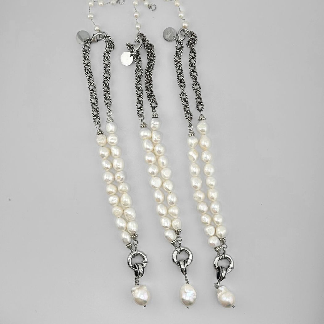 Pearl Necklace With Interchangeable Pendant Choice