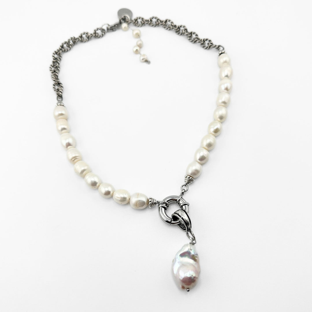 Pearl Necklace With Interchangeable Pendant Choice