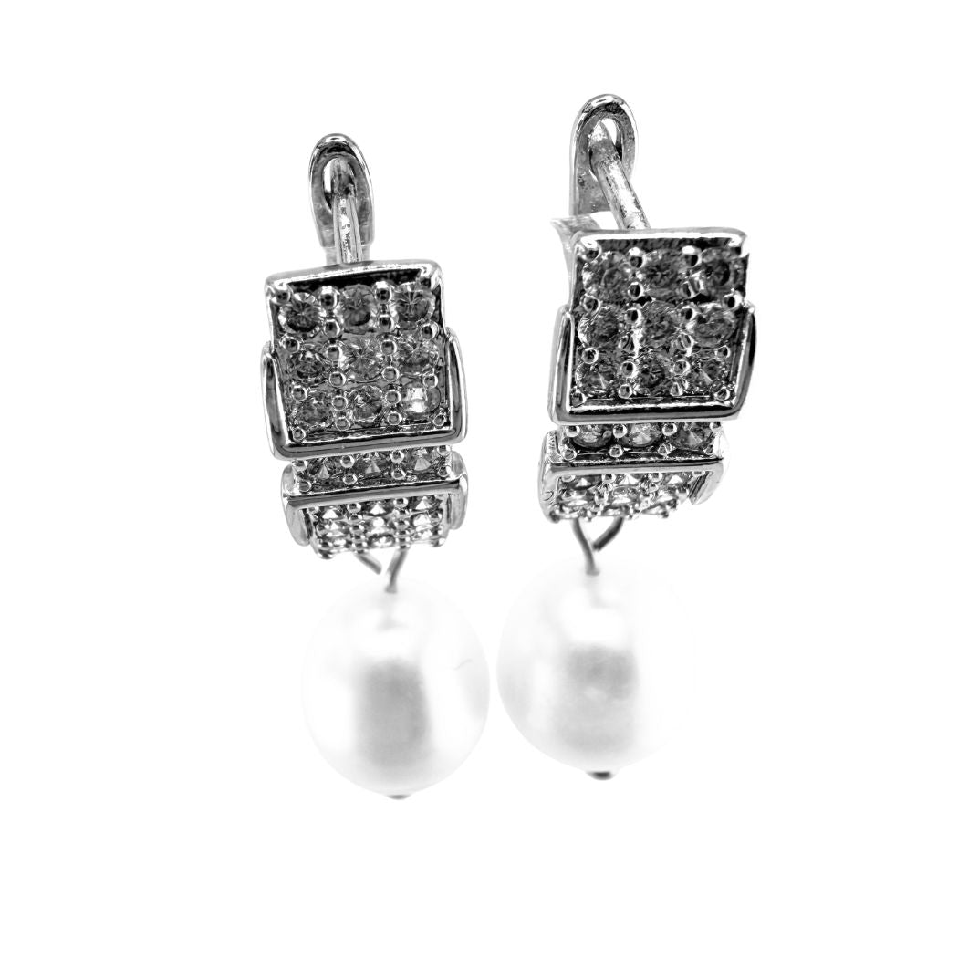 Pearl Earrings With Cubic Zirconia Leverbacks