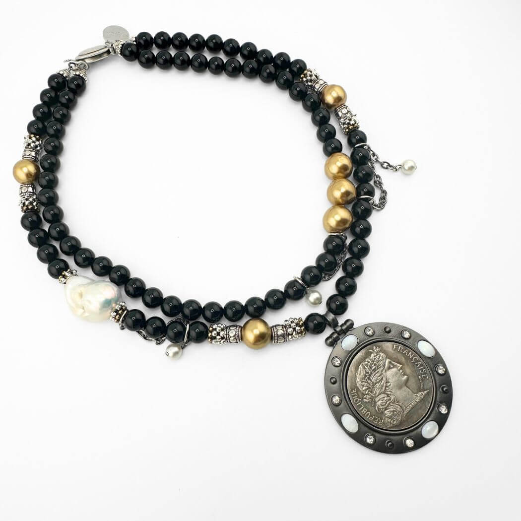 Black Gemstone Double With Pearls & Pendant