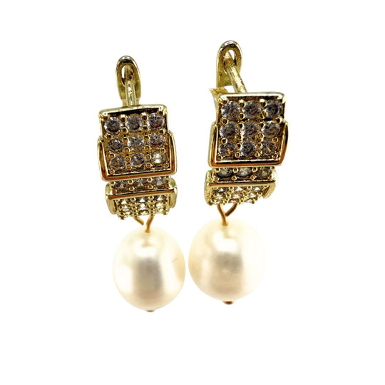 Pearl Earrings With Cubic Zirconia Leverbacks