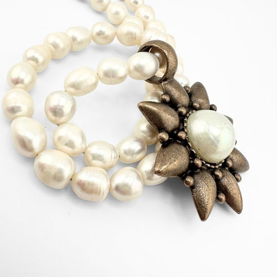 Pearl Necklace With Star Cast Pendant