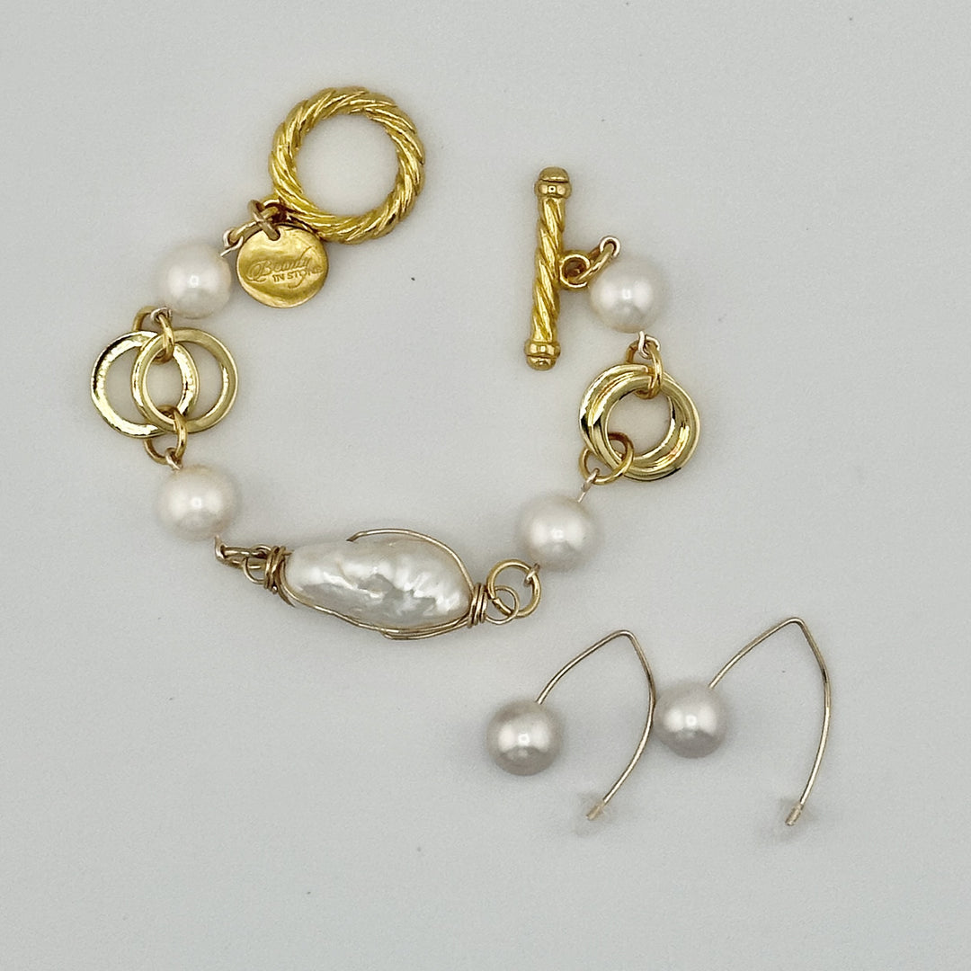 Freshwater Pearl & GOLD Link Bracelet