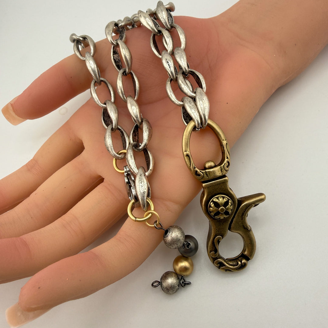 "The Clasp" – Oversized Lobster Pendant Chunky Chain Necklace