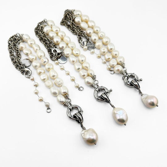 Pearl Necklace With Interchangeable Pendant Choice