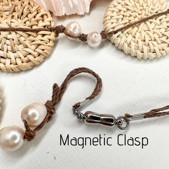 Rattan & Pearl Necklace Magnetic