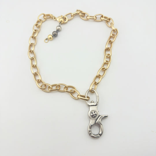 "The Clasp" – Oversized Lobster Pendant Chunky Chain Necklace