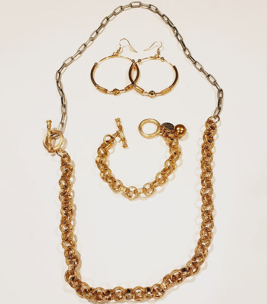 Chunky Matte Chain Necklace With Side Toggle, Beauty In Stone Jewelry at $260