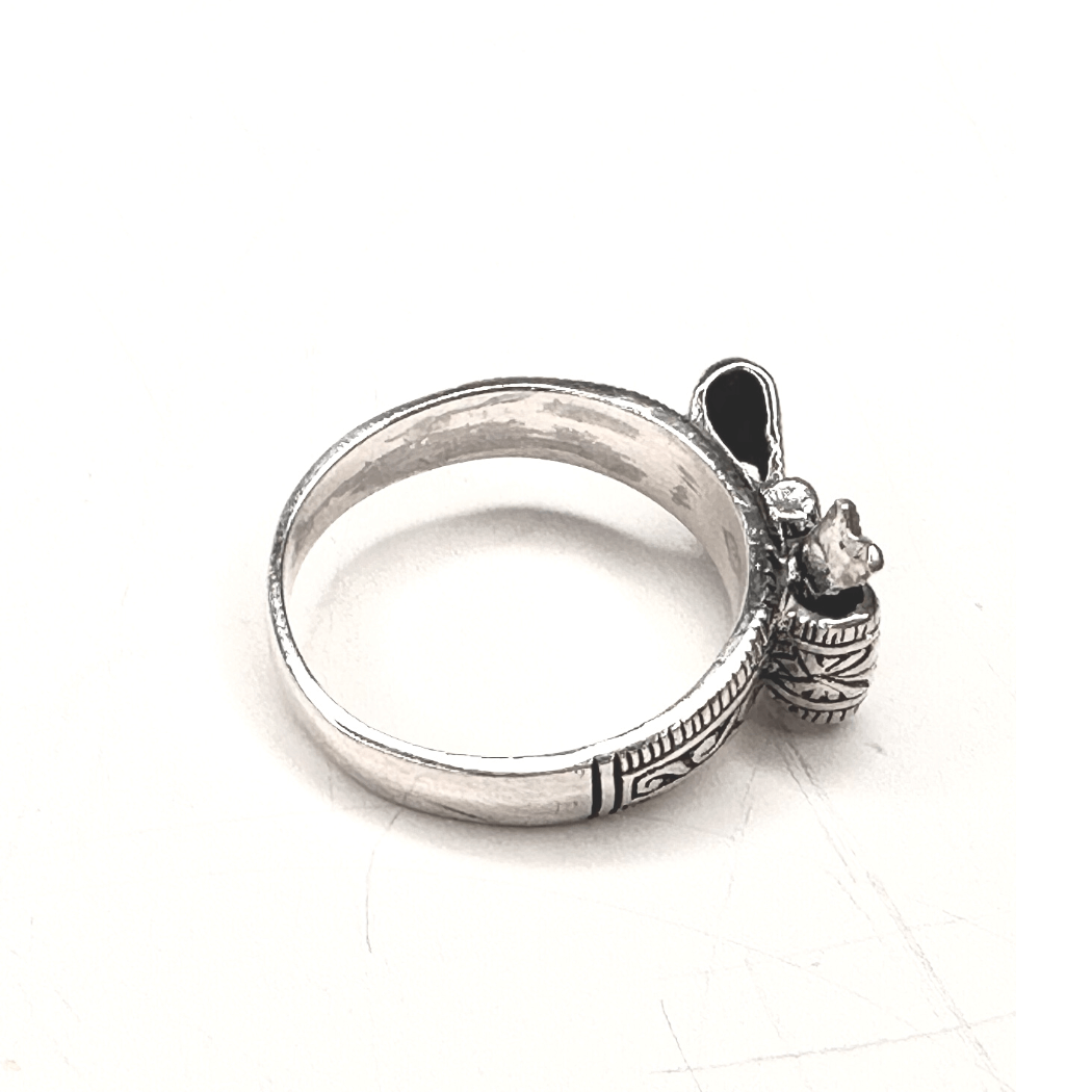 Sterling Silver Ring "Tiny Bow"