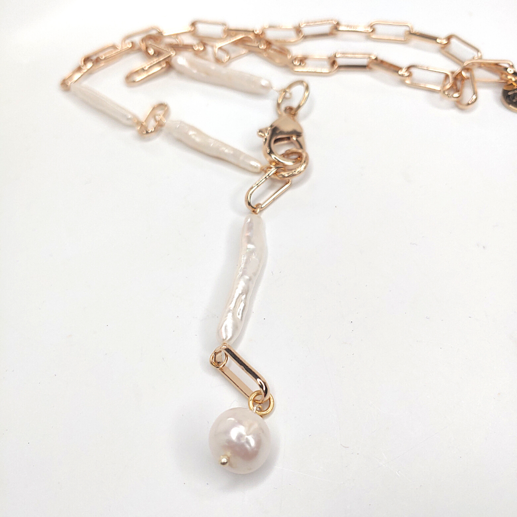 Biwa Pearl Y Necklace