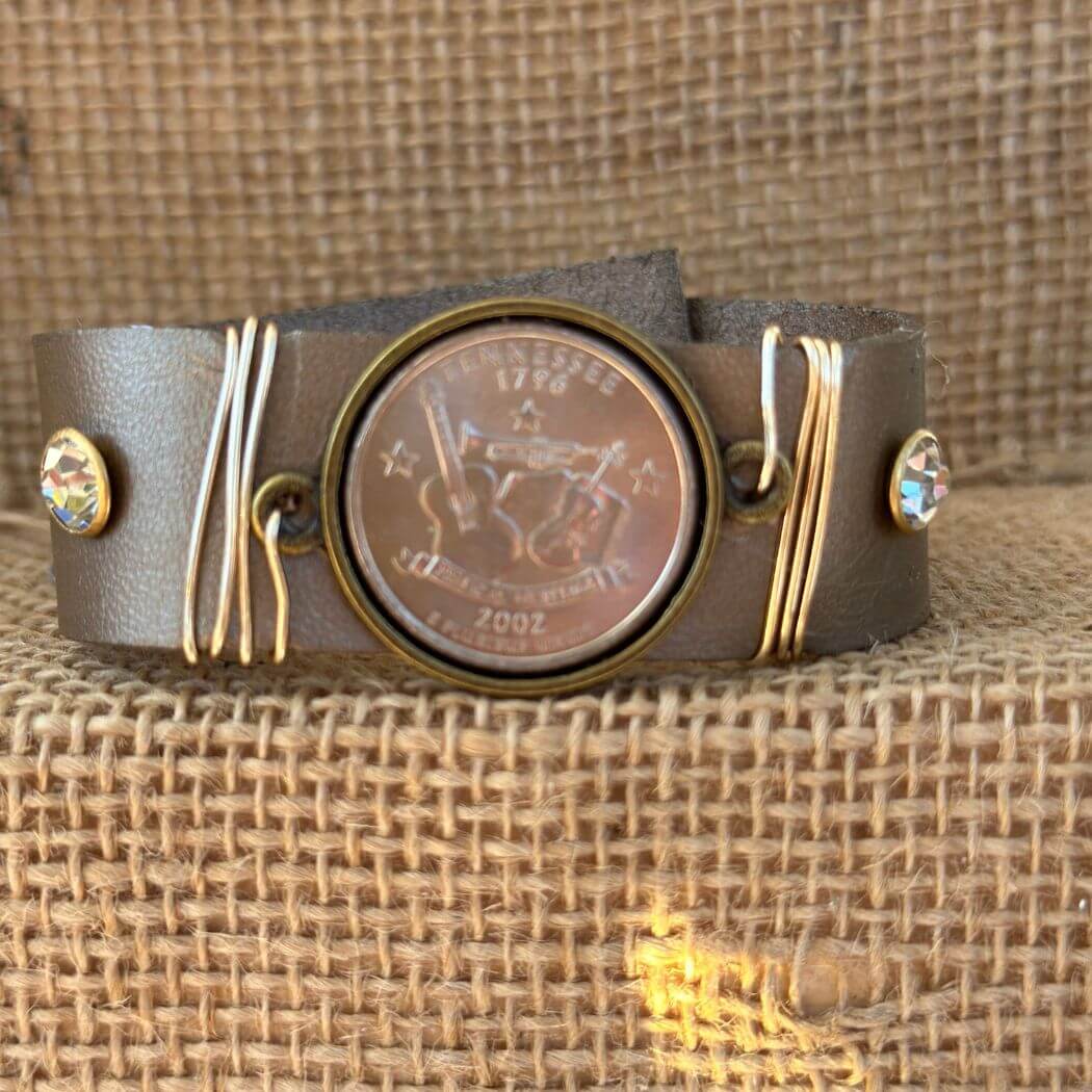 State Coin Leather Band Bracelet