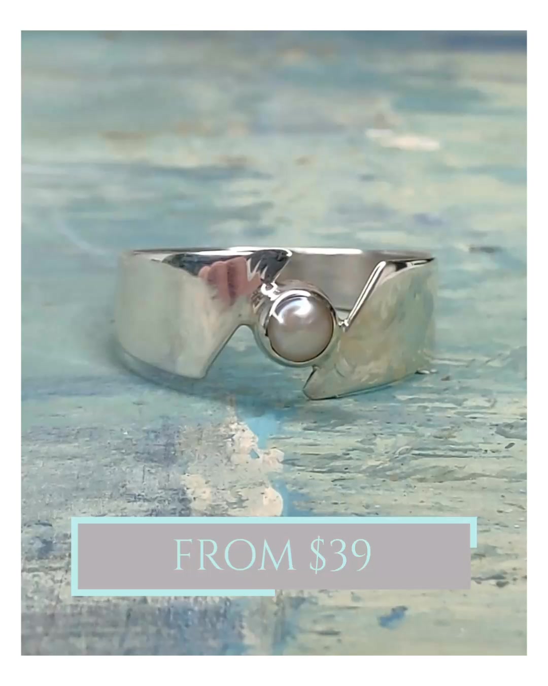 Sterling Silver Ring "Dainty Pearl"